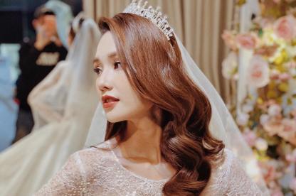 MJUSTUDIO MAKE UP CÔ DÂU NGÀY CHỤP ẢNH SANG TRỌNG | HUYỀN TRANG