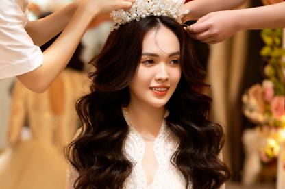 MAKE UP CÔ DÂU TRONG TRẺO TRONG BUỔI CHỤP HÌNH BY MJU STUDIO