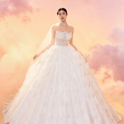 𝑳𝒂 𝒑𝒍𝒖𝒎𝒆 - 𝒃𝒐̂̀𝒏𝒈 𝒃𝒆̂̀𝒏𝒉 𝒏𝒉𝒆̣ 𝒏𝒉𝒂̀𝒏𝒈 𝒄𝒉𝒐 𝒏𝒂̀𝒏𝒈 𝒅𝒂̂𝒖 𝒎𝒂̉𝒏𝒉 𝒎𝒂𝒊