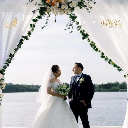 CÔ DÂU HÀ PHAN LỘNG LẪY TRONG THIẾT KẾ CỦA FAIRYTALE BRIDAL