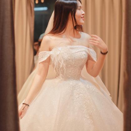 CÔ DÂU TINH TẾ TRONG BỘ VÁY THIẾT KẾ CAO CẤP FAIRYTALE BRIDAL