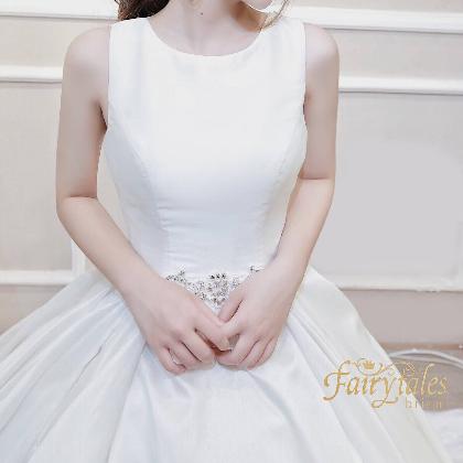 VÁY CƯỚI THIẾT KẾ CAO CẤP CHẤT LIỆU SATIN BY FAIRYTALE BRIDAL