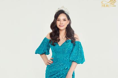 ẢNH ĐỊNH HÌNH THƯƠNG HIỆU CÁ NHÂN BY MJU STUDIO